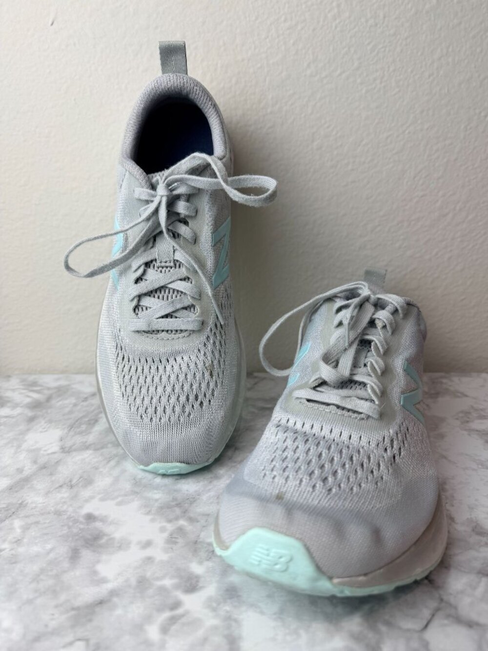 New Balance Fresh Foam Arishi V3 Women’s Size 10 Gray Mint Running Shoes
